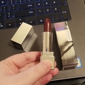 Belle En Argent Auteur Matte Lipstick deluxe